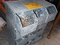 Lot 132 - metalen sorteertoren - afbeelding 3 van  4