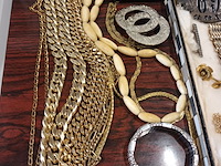 Lot 132 - partij juwelen - afbeelding 5 van  7