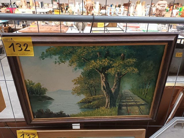 Lot 132 - schilderij bos met water - afbeelding 1 van  3