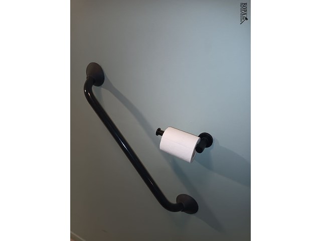 Lot 132 - toilet accessoires. 8 stuks - afbeelding 3 van  6