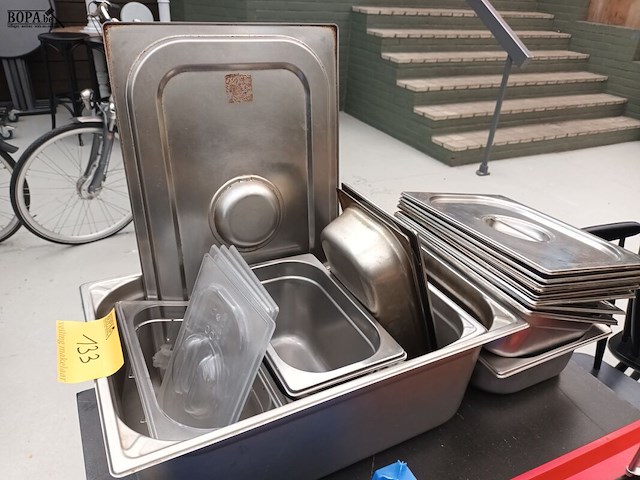 Lot 133 - gastronormbakken. 16 stuks - afbeelding 2 van  4