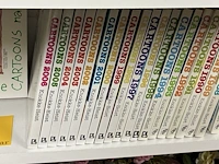 Lot 133 - lot vintage 'knokke heist' boeken - 35 stuks