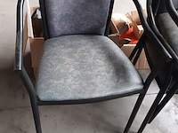 Lot 134 - armstoel. 3 stuks - afbeelding 2 van  3