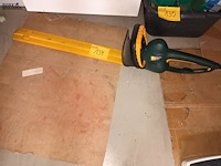 Lot 134 - elektrische heggenschaar metabo - afbeelding 1 van  3