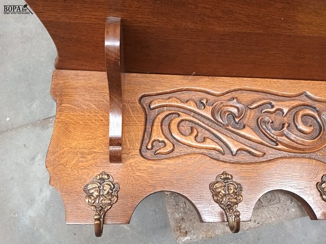 Lot 134 - houten kapstok - afbeelding 3 van  3