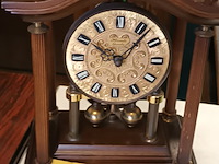 Lot 134 - tafelklok hermle - afbeelding 3 van  4