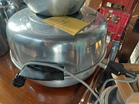 Lot 134 - vintage aluminium wonderpan compleet - afbeelding 2 van  4