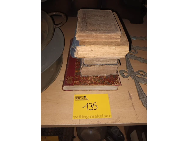Lot 135 - antieke boeken. 5 stuks - afbeelding 1 van  7