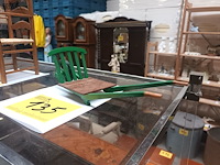 Lot 135 - antieke modelbouw kruiwagen - afbeelding 2 van  3