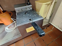 Lot 135 - friteuse - afbeelding 1 van  2