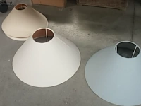 Lot 135 - lampenkappen. 23 stuks - afbeelding 5 van  6