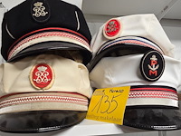 Lot 135 - monaco 4 kepies - afbeelding 1 van  5