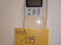 Lot 135 - rhoss opbouw airco/verwarming - afbeelding 3 van  3