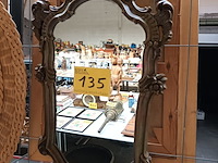 Lot 135 - vergulde spiegel - afbeelding 1 van  3