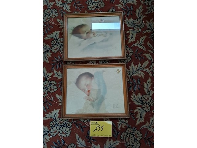 Lot 135 - vintage ingekaderde prenten baby - afbeelding 1 van  3