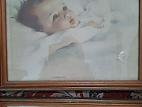 Lot 135 - vintage ingekaderde prenten baby - afbeelding 3 van  3