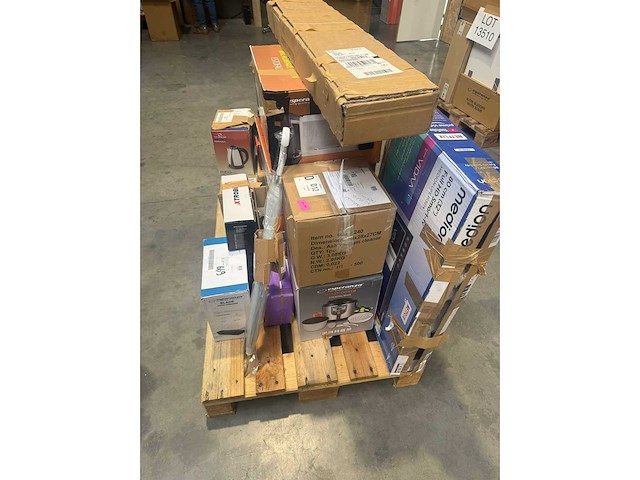 Lot 13511 – huishoudtoestellen & retourmix (grote pallet) - afbeelding 3 van  5