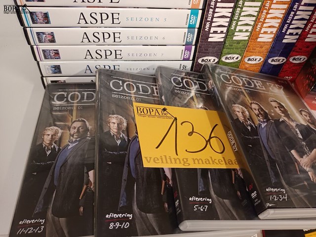 Lot 136 - dvd’s politieseries en detectives - afbeelding 3 van  4