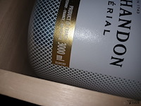 Lot 136 - fles moët & chandon van 3 liter - afbeelding 3 van  5