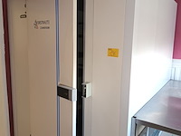Lot 136 - koelcel - afbeelding 1 van  2