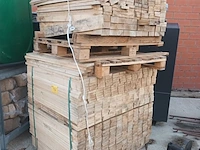 Lot 136 - lot houten planken