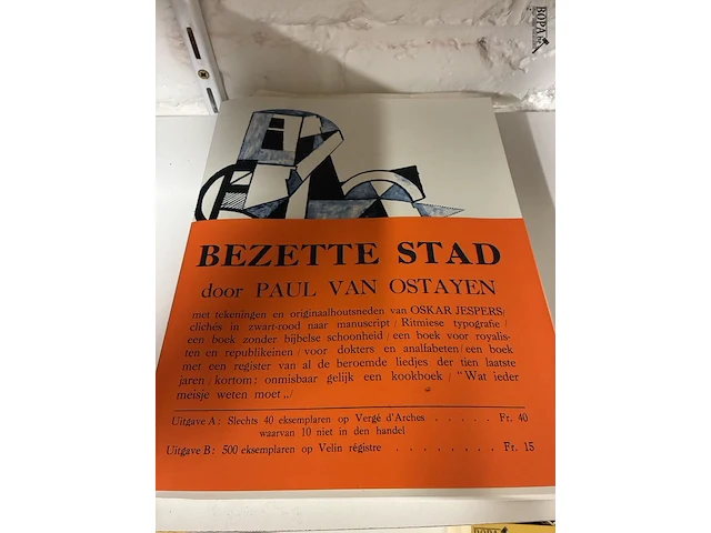 Lot 137 - boek 'bezette stad' - paul van ostayen - 1921 - afbeelding 2 van  3