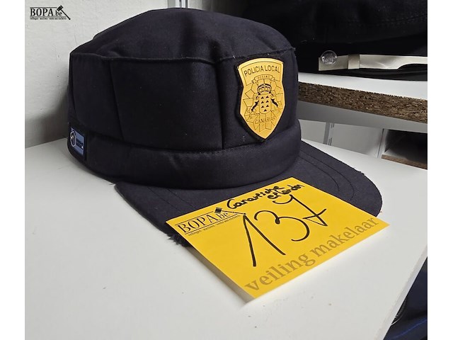 Lot 137 - canarische eilanden 1 kepie - afbeelding 2 van  3