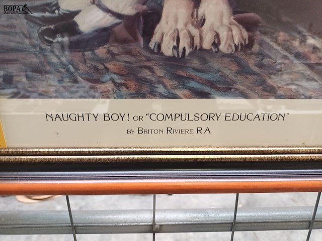 Lot 137 - kader kind met hond - afbeelding 2 van  4