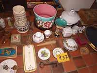 Lot 137 - lot brocante. 30 stuks - afbeelding 1 van  6