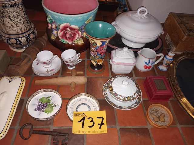 Lot 137 - lot brocante. 30 stuks - afbeelding 3 van  6
