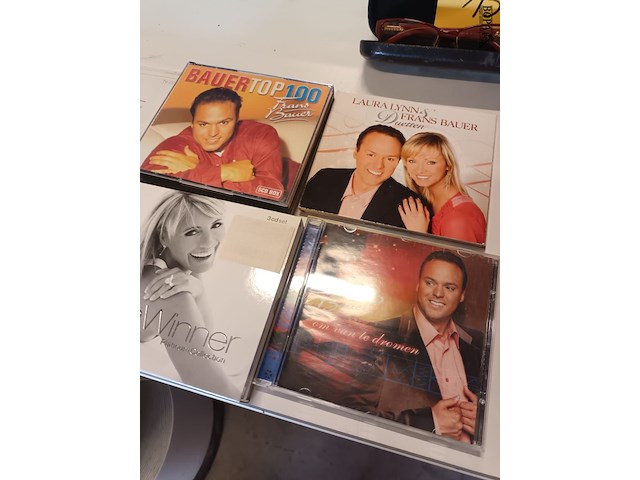 Lot 137 - muziek cd’s. 10 stuks - afbeelding 4 van  4