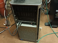 Lot 137 - server pc met toebehoren - afbeelding 2 van  9