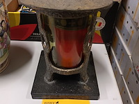 Lot 138 - antieke bronzen graflantaarn - afbeelding 1 van  5