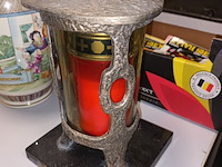 Lot 138 - antieke bronzen graflantaarn - afbeelding 5 van  5