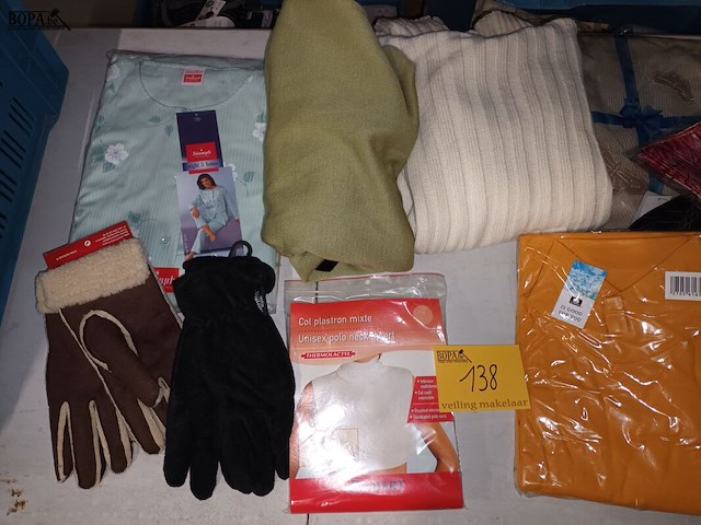 Lot 138 - dameskledij. 20 stuks - afbeelding 3 van  4
