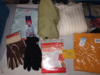 Lot 138 - dameskledij. 20 stuks - afbeelding 3 van  4