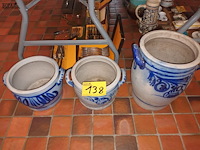 Lot 138 - smoutpotten. 3 stuks - afbeelding 1 van  4