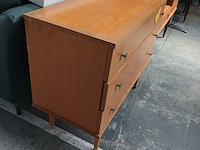Lot 138 - vintage houten ladekast - afbeelding 2 van  3