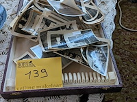 Lot 139 - bestekkoffertjes met oude foto's - afbeelding 3 van  4