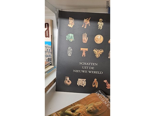 Lot 139 - boeken over indonesië 3 stuks - afbeelding 3 van  4