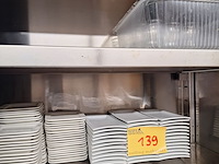 Lot 139 - diversen. inhoud hangkast - afbeelding 3 van  4