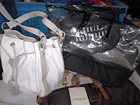 Lot 139 - handtassen en draagtassen. 9 stuks - afbeelding 3 van  4