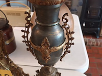 Lot 139 - klokstel in koper - afbeelding 6 van  7