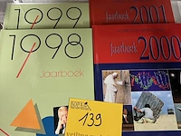 Lot 139 - lot jaarboeken - 1998 tem 2001 - 4 stuks