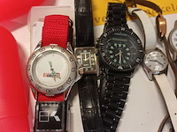 Lot 139 - vintage horloges. 10 stuks - afbeelding 2 van  3