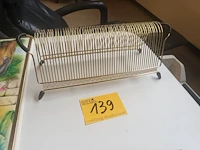 Lot 139 - vintage vinyl platenhouder