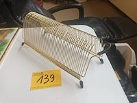 Lot 139 - vintage vinyl platenhouder - afbeelding 2 van  3
