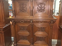 Lot 14 - antieke kast