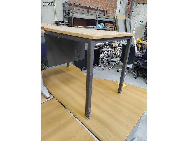 Lot 14 - bureeltafel - afbeelding 4 van  4