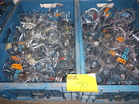 Lot 14 - diverse bierglazen